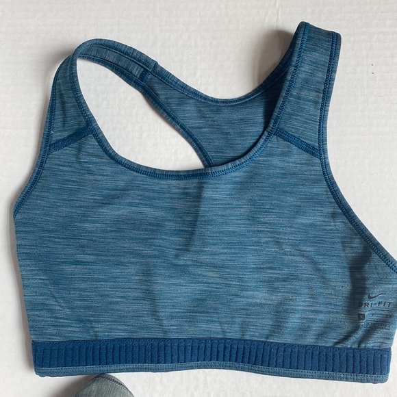 Summer blow out $20!!! Nike sport bra set in size Small - Picture 5 of 7